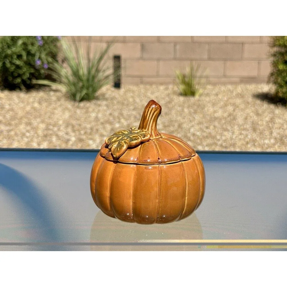 Ceramic Pumpkin Jar with Leaf on Lid Fall Harvest Thanksgiving Halloween Decor